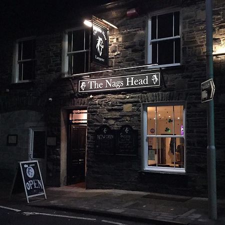 Hotel Nags Head Pub Lampeter Exterior foto