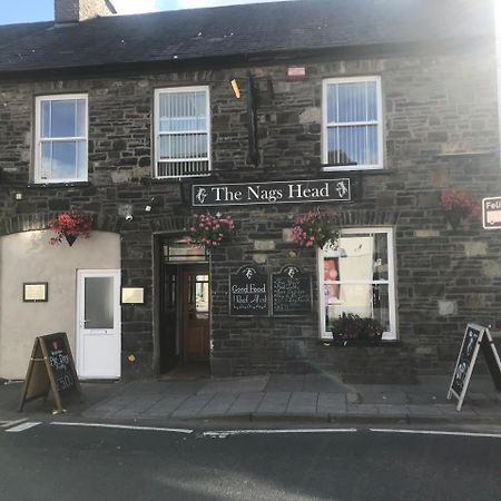 Hotel Nags Head Pub Lampeter Exterior foto